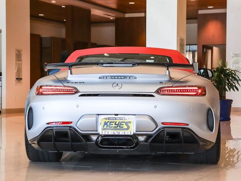 Used 2020 Mercedes-Benz AMG GT R image 3