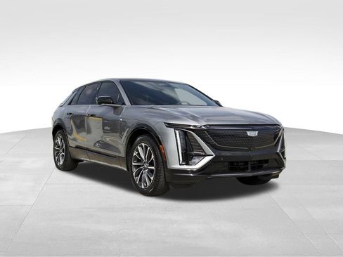 New 2026 Cadillac Lyriq Sport image 1