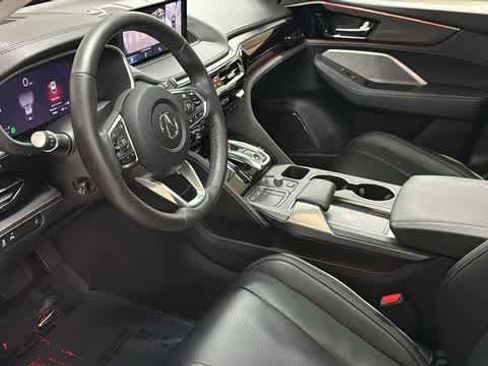 Used 2024 Acura MDX SH-AWD w/ Advance Package image 27