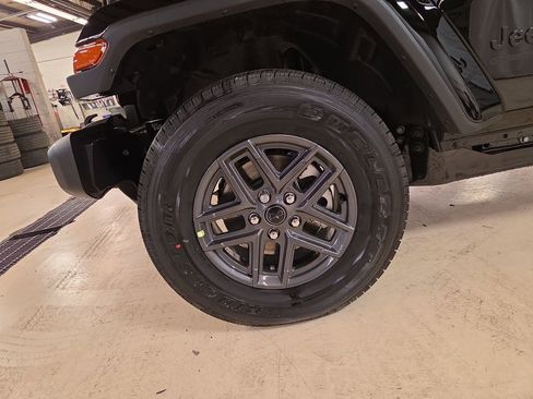 New 2026 Jeep Gladiator Sport image 26