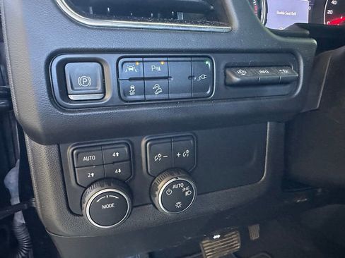 Used 2021 Chevrolet Suburban High Country AWD/4WD image 16