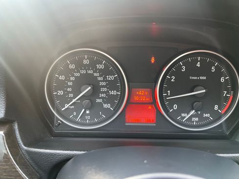 Used 2011 BMW 328i xDrive Coupe image 18