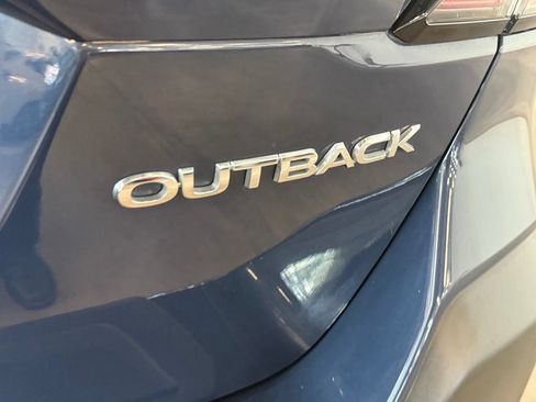 Certified 2025 Subaru Outback AWD/4WD image 9