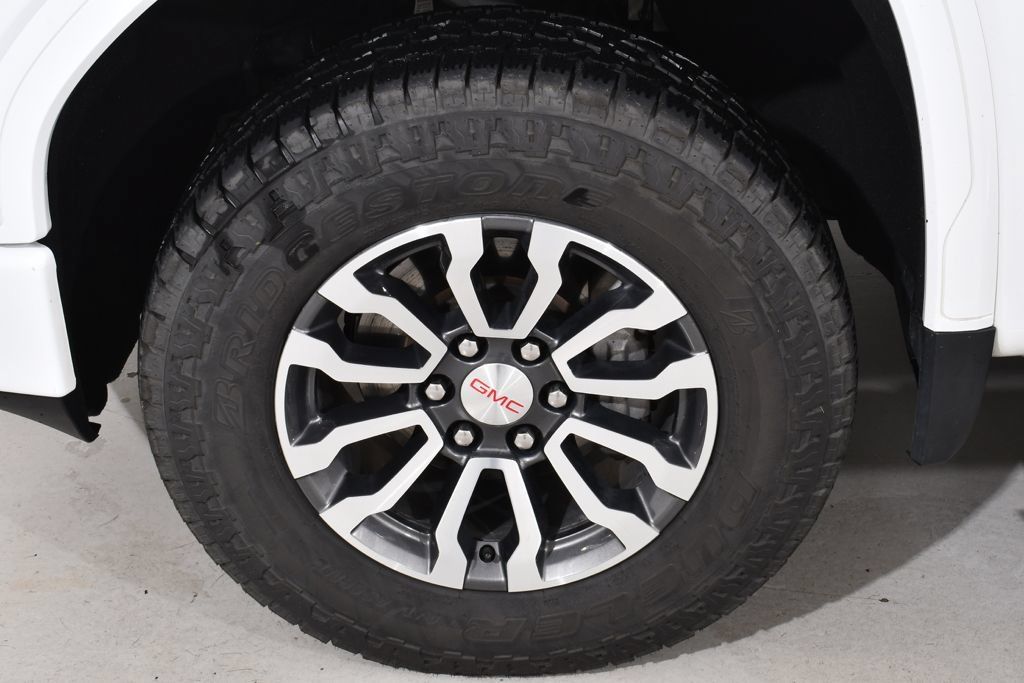 Used 2021 GMC Sierra 1500 AT4 w/ AT4 Premium Package AWD/4WD image 24