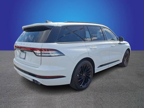 Certified 2026 Lincoln Aviator Reserve AWD/4WD image 5
