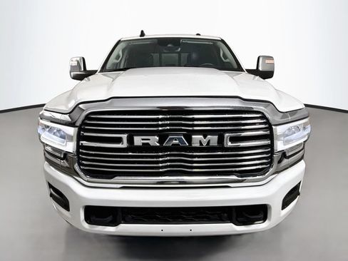 Used 2024 RAM 2500 Laramie w/ Safety Group AWD/4WD image 2