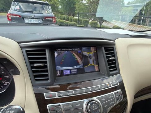 Used 2017 INFINITI QX60 Luxe w/ Deluxe Technology Package AWD/4WD image 8