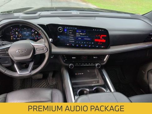 Used 2025 Chevrolet Tahoe Z71 w/ Comfort Package AWD/4WD image 26
