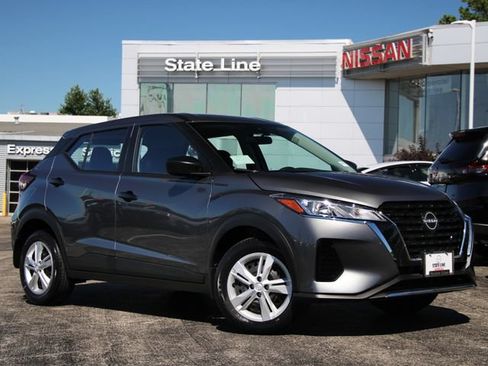 Certified 2025 Nissan Kicks Play S FWD image 1