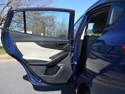 Used 2018 Subaru Impreza 2.0i Premium image 13