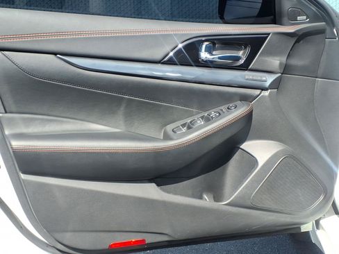 Used 2021 Nissan Maxima SR w/ Sport Mat Group FWD image 20