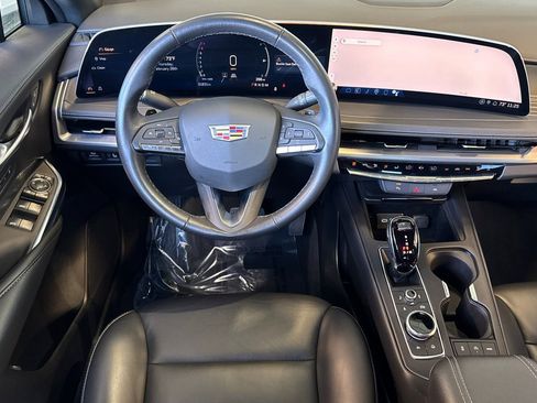 Certified 2025 Cadillac XT4 Premium Luxury image 15