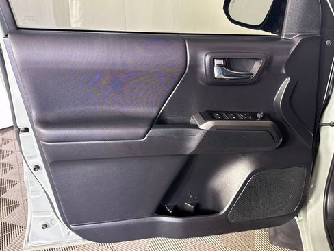 Used 2021 Toyota Tacoma TRD Pro AWD/4WD image 24