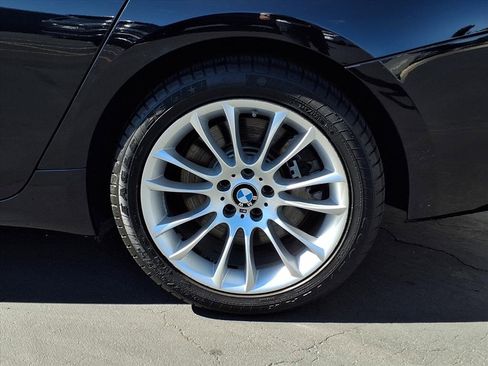 Used 2017 BMW 550i Gran Turismo xDrive image 4