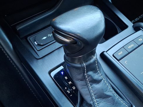 Certified 2019 Lexus ES 350 image 16