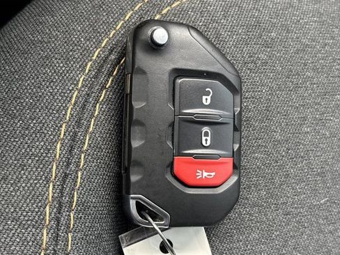Used 2024 Jeep Wrangler Sport AWD/4WD image 35
