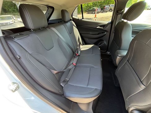 Used 2025 Buick Encore GX Preferred FWD image 35