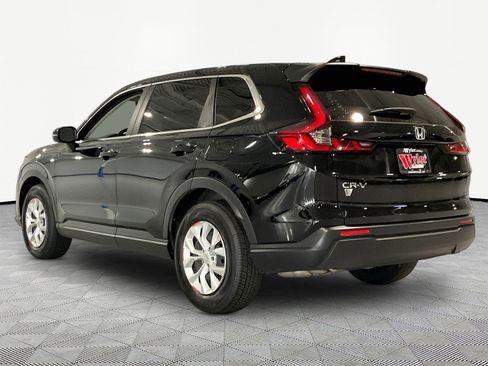 Used 2025 Honda CR-V LX image 4