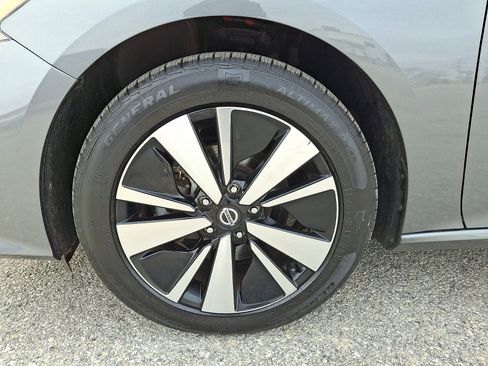 Used 2021 Nissan Altima 2.5 SV image 27