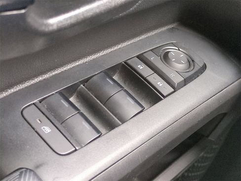 Used 2024 Toyota Tacoma SR5 image 23