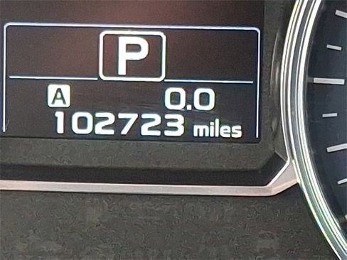 Used 2016 Subaru Crosstrek 2.0i Limited image 20