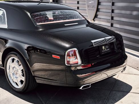 Used 2009 Rolls-Royce Phantom Coupe RWD image 10