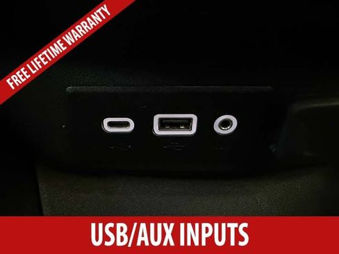 Used 2024 Chevrolet Malibu LT FWD image 18