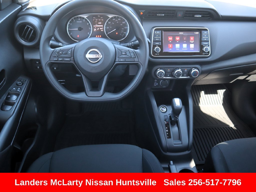 Used 2025 Nissan Kicks Play S FWD image 14