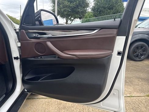 Used 2018 BMW X5 xDrive35i image 18
