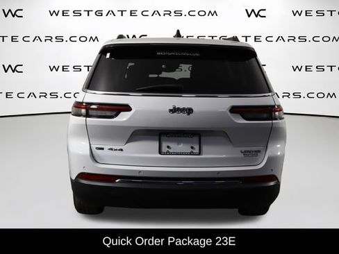 Used 2023 Jeep Grand Cherokee L Limited AWD/4WD image 4