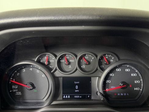 Used 2025 Chevrolet Silverado 1500 Custom image 10