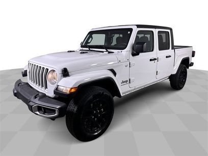 Used 2023 Jeep Gladiator Overland