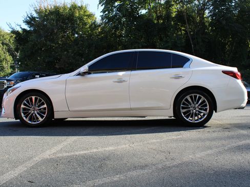 Used 2019 INFINITI Q50 Luxe w/ Essential Package (3.0T Luxe) image 21