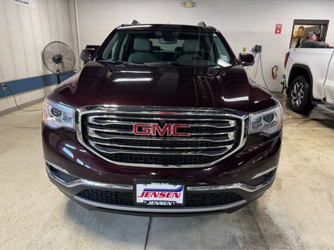 Used 2018 GMC Acadia SLT image 2