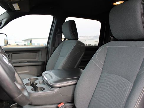 Used 2021 RAM 3500 Tradesman image 15