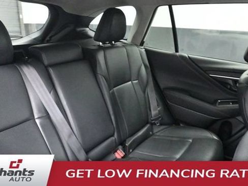 Used 2023 Subaru Outback Touring AWD/4WD image 13