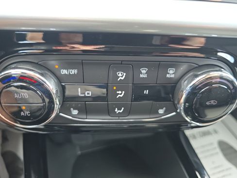 New 2026 Chevrolet Trax LT w/ Driver Confidence Package FWD image 26