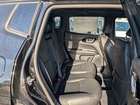 New 2025 Jeep Compass Limited w/ High Altitude Package image 7