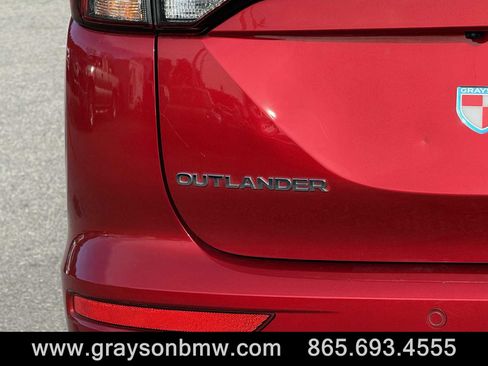 Used 2023 Mitsubishi Outlander SEL image 33