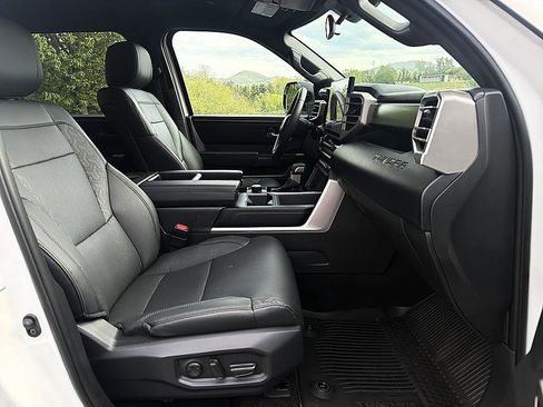 Certified 2025 Toyota Tundra SR5 w/ SR5 Premium Package AWD/4WD image 19