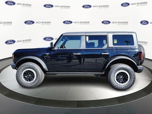 New 2025 Ford Bronco Badlands w/ Sasquatch Package image 2