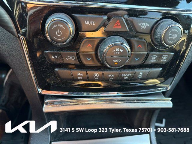 Used 2021 Jeep Grand Cherokee Laredo X AWD/4WD image 19