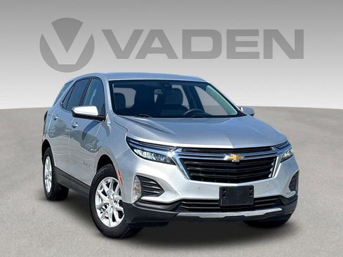 Used 2022 Chevrolet Equinox LT FWD image 1