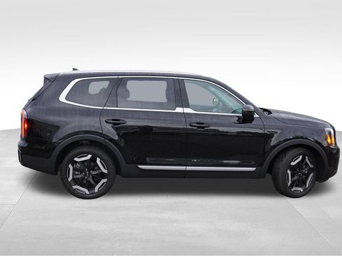 Certified 2024 Kia Telluride EX w/ EX Captain's Chair Package AWD/4WD image 2