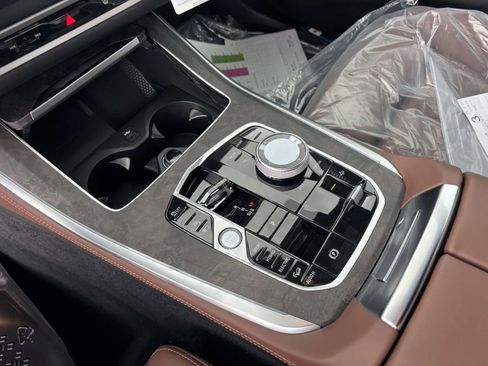 New 2026 BMW X5 xDrive50e w/ Executive Package AWD/4WD image 16