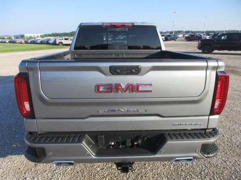 New 2026 GMC Sierra 1500 Denali w/ Denali Reserve Package AWD/4WD image 5