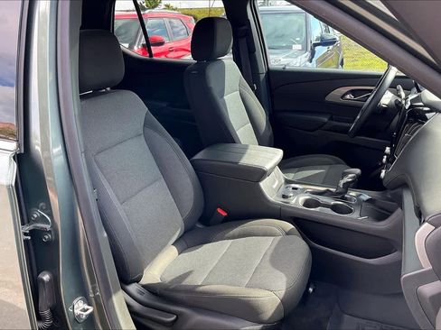 Certified 2023 Chevrolet Traverse LT FWD image 8