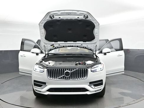 Used 2024 Volvo XC90 B6 Ultimate w/ Protection Package Premier AWD/4WD image 55