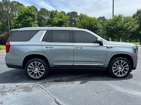 Used 2024 GMC Yukon Denali RWD image 26