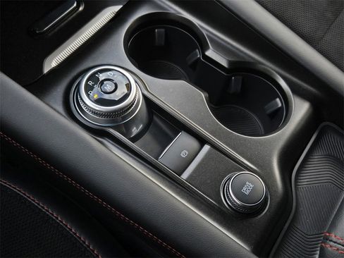 Used 2025 Ford Explorer ST image 23